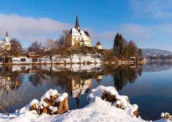 Adventzauber Wörthersee mit Konzert von Nicki & Tina in der Kirche Maria Wörth 